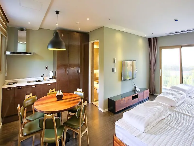 Jayeonin Hotel Jeju