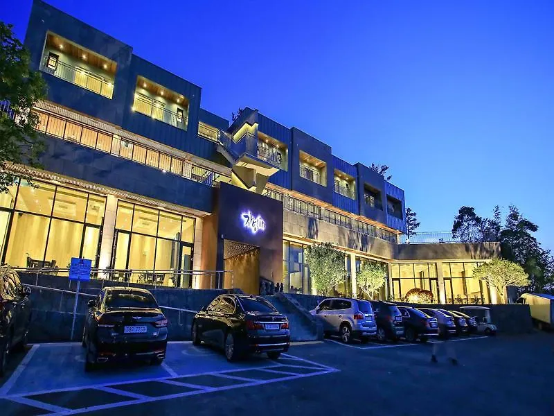 Jayeonin Hotel Jeju