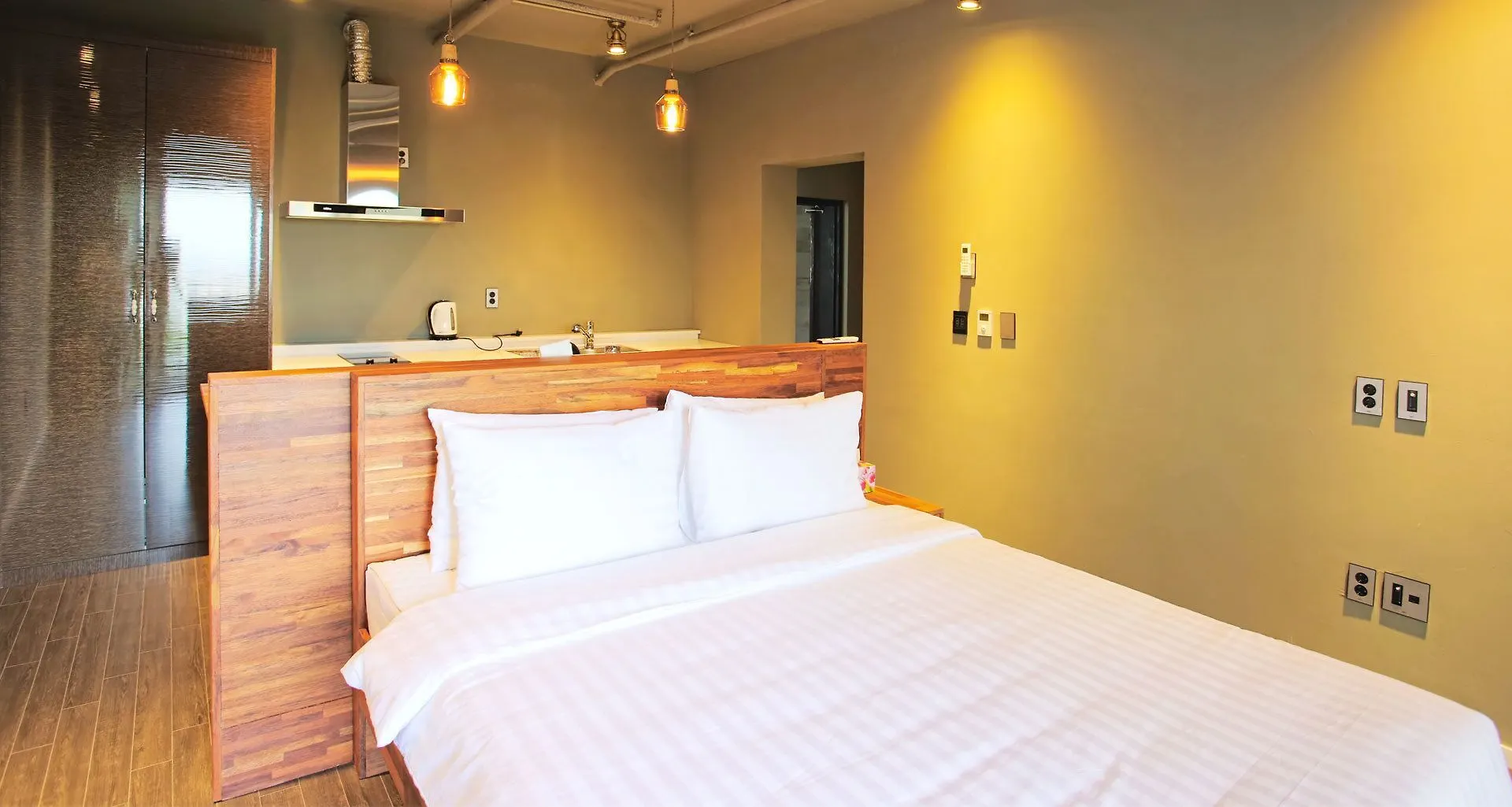 Jayeonin Hotel Jeju